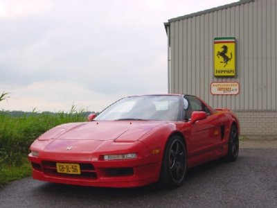 nsxferrari2.jpg