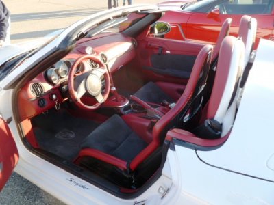 2016-10-23 7 Meeting spot 2012 P Boxster Speedster interior.JPG