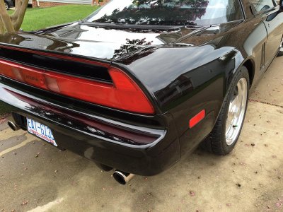 3NSXrt rear corner.jpg