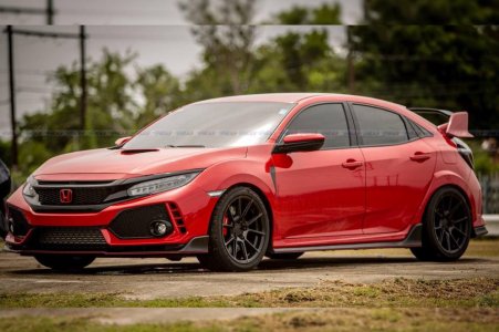 Honda%20Civic%20Type%20R%20on%20TSW%20Chrono%20rotary%20forged%20wheels.jpg