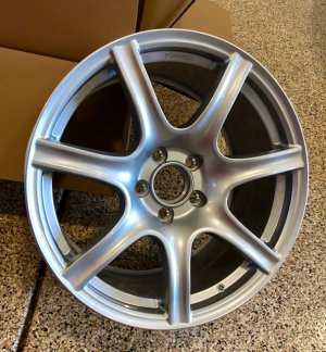 SOS 18 inch OEM wheel.jpg