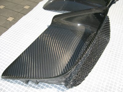 Procar cf side vents high gloss 2.JPG