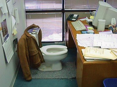 office_toilet.jpg
