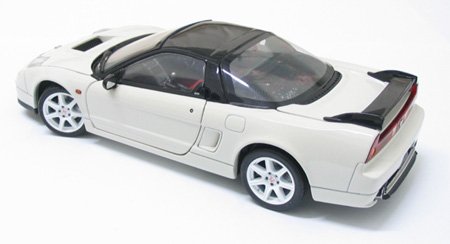 24nsx-R-white-700-rear-a.jpg