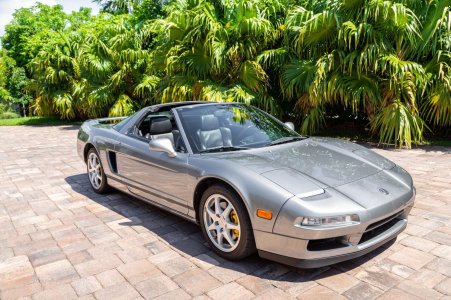 1997_acura_nsx_159215914165ef66e7dff9f98761997_acura_nsx_1592159140d208495d4489ba06-49a7-4e52-9e.jpg