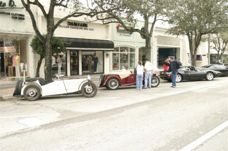 Coral Gables Car Show 2005 026 (Medium).jpg