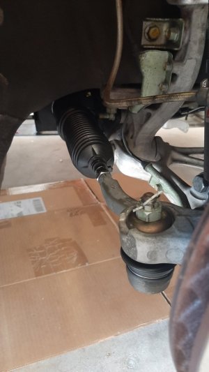 Right Tie Rod Mounted.jpg