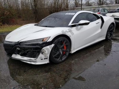 2017-Acura-Nsx-front-right-69471311.jpg