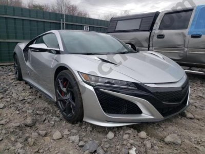 2021-Acura-Nsx-front-right-39126822 (1).jpg