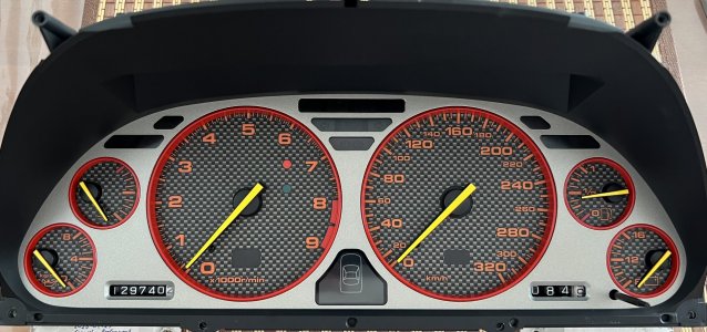 320kmh R dials eingebaut.jpeg