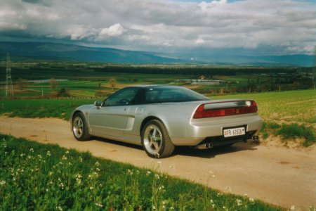 nsx_seite.jpg