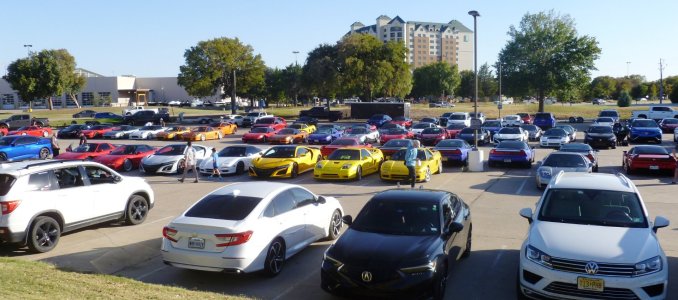 NSXPO 1 host hotel Hilton G'Vine TX beginning to fill up.JPG