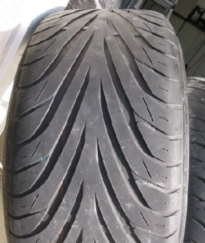 rear_tire_rezax_small3.jpg