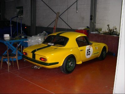 elan yellow in Alsemberg.JPG