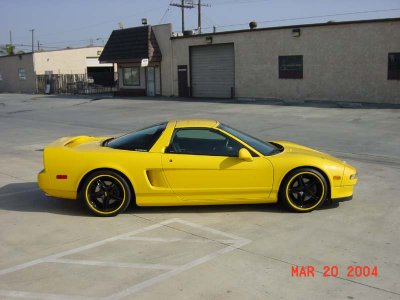 yellow nsx.jpg