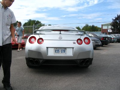 NISSAN-GTR 001.jpg