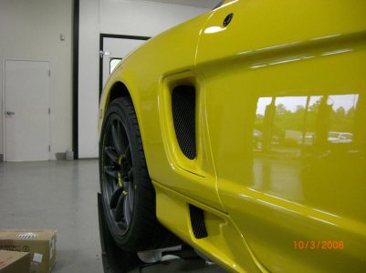 side skirt's mounted 019_800x600.jpg