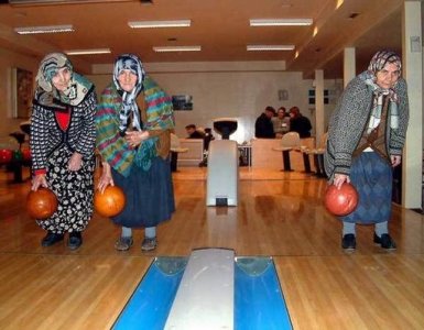 old_ladies_bowling.jpg