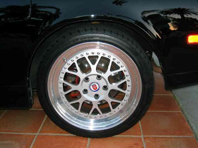 hrerearwheel.jpg