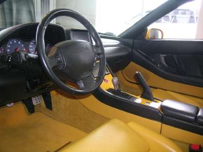 nsxyellow2.jpg