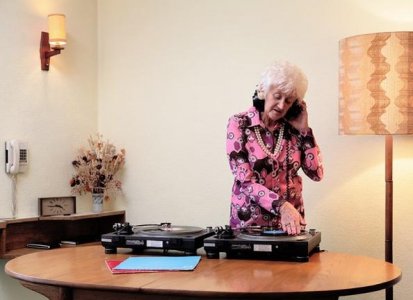 Old_Lady_DJ_2.jpg