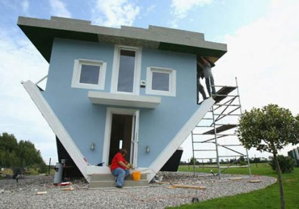 upside-down-house-01.jpg