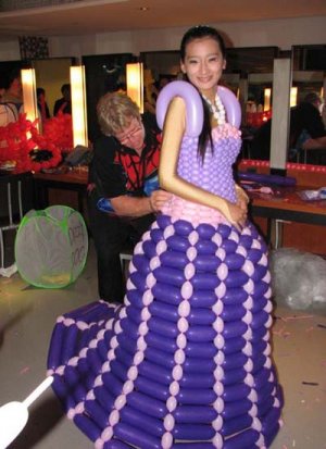 balloon-dresses04.jpg