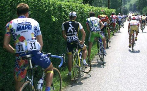 bicycle-race-pit-stop.jpg