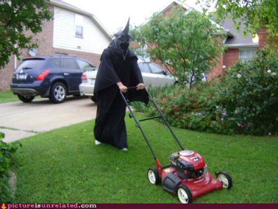 wtf-pics-witch-king-mow.jpg