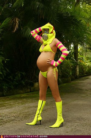 wtf-pics-pregger-neon-wtf.jpg