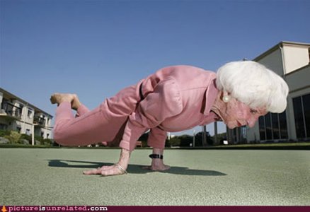 wtf-pics-pumped-up-granny.jpg