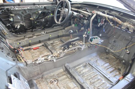 interiorstripped01.jpg