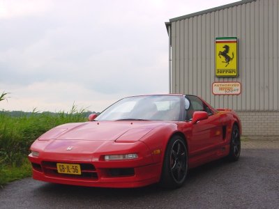 nsxferrari.jpg