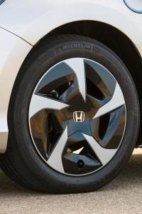 HondaPlugInWheel.jpg