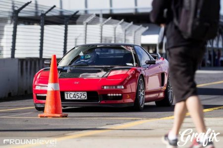 Pukekohe Aug 2013 first session waiting at the front of the line.jpg