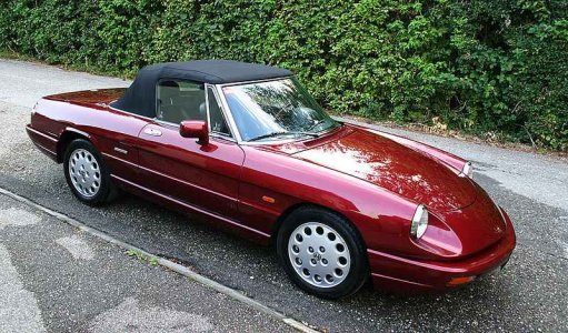 Alfa_romeo_spider_serie4_closed.jpg