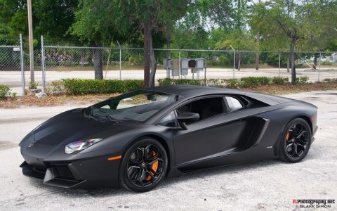 lamborghini-aventador-matte-black.jpg