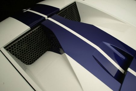 ford_gt_hood vents.jpg