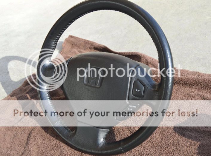 Steering%20Wheel%202_zpsboxfhw0k.jpg