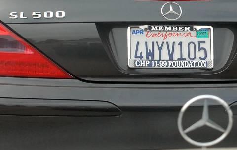 Mercedes-SL500-11-99-license-plate-frame.jpg