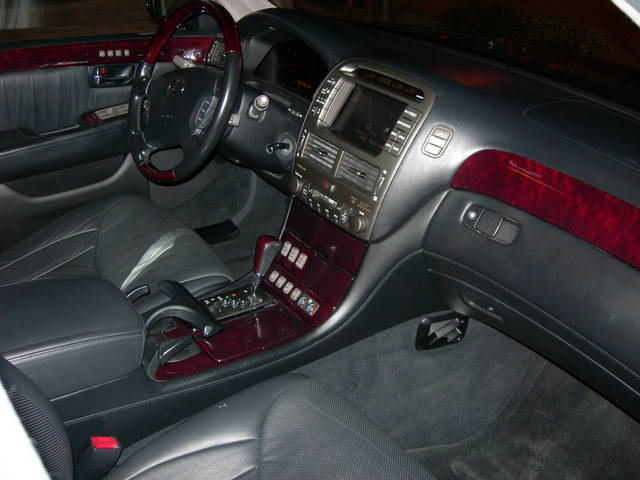 LS430_CenterConsole.jpg