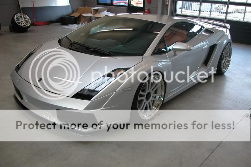 lambo2.jpg