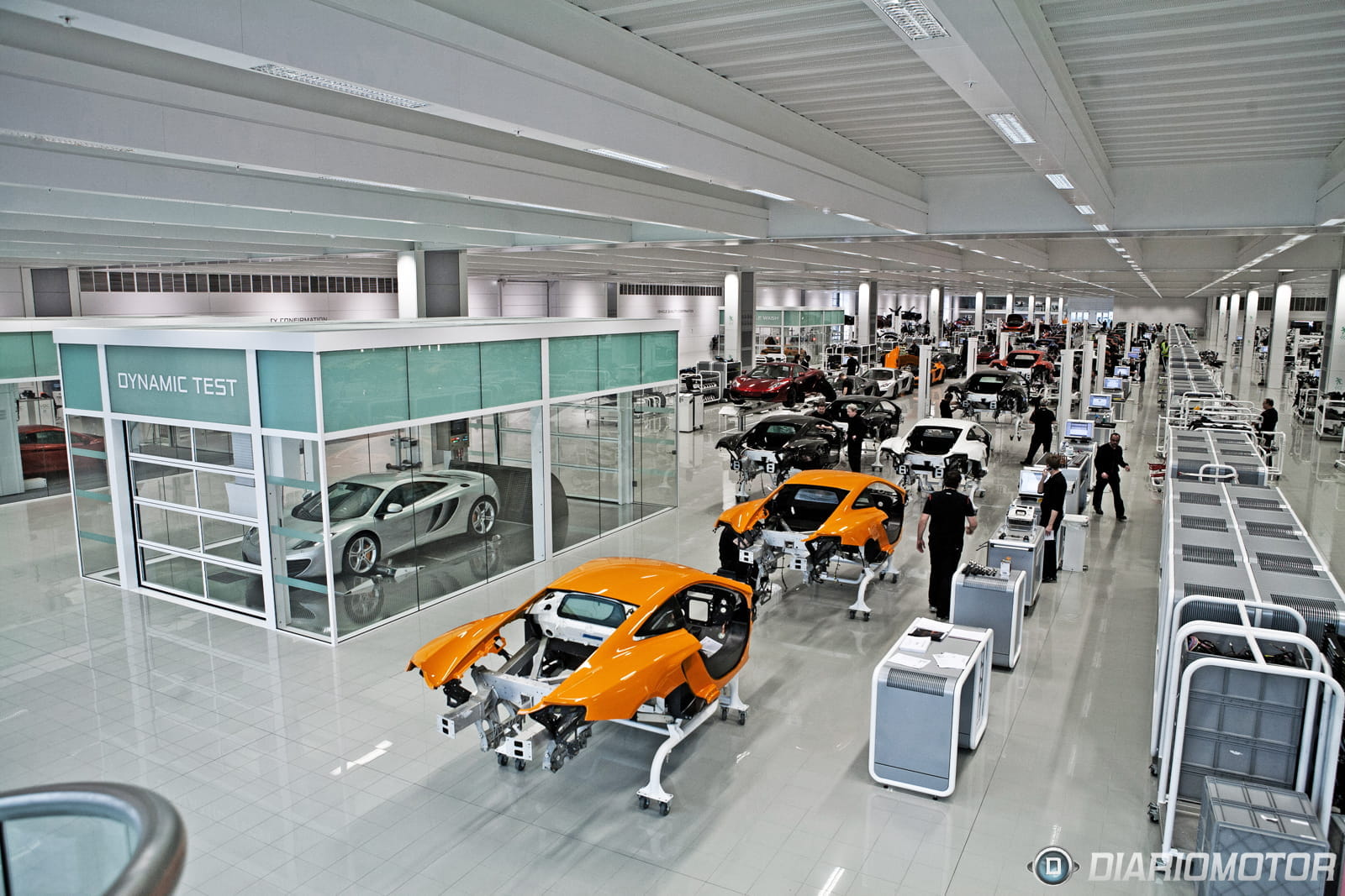 mclaren_production_centre_04.jpg