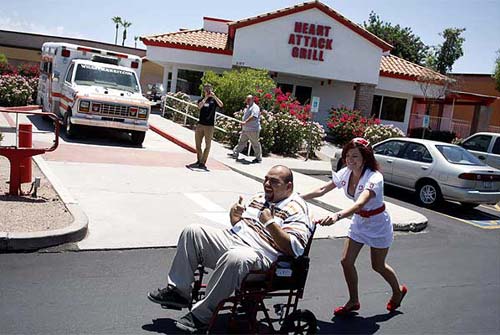 heart-attack-grill-03.jpg