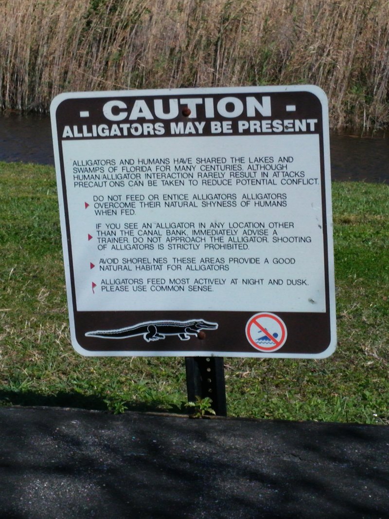 gator sign.jpg