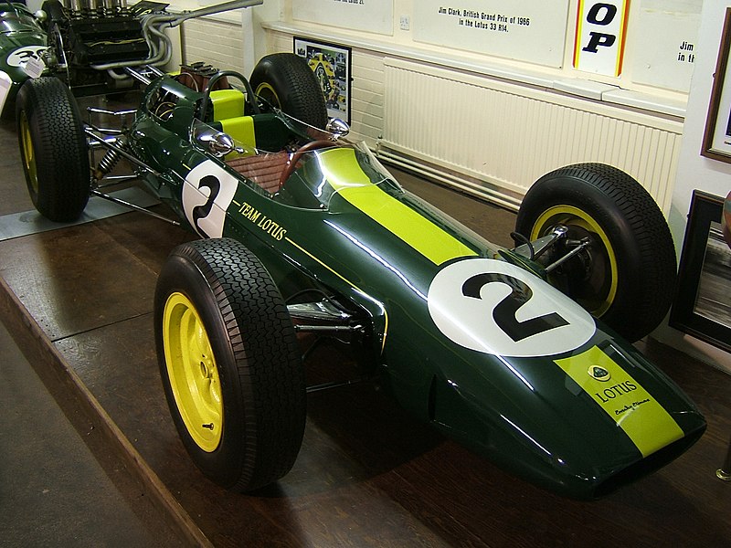 800px-Lotus_25_Jim_Clark_Donington.jpg